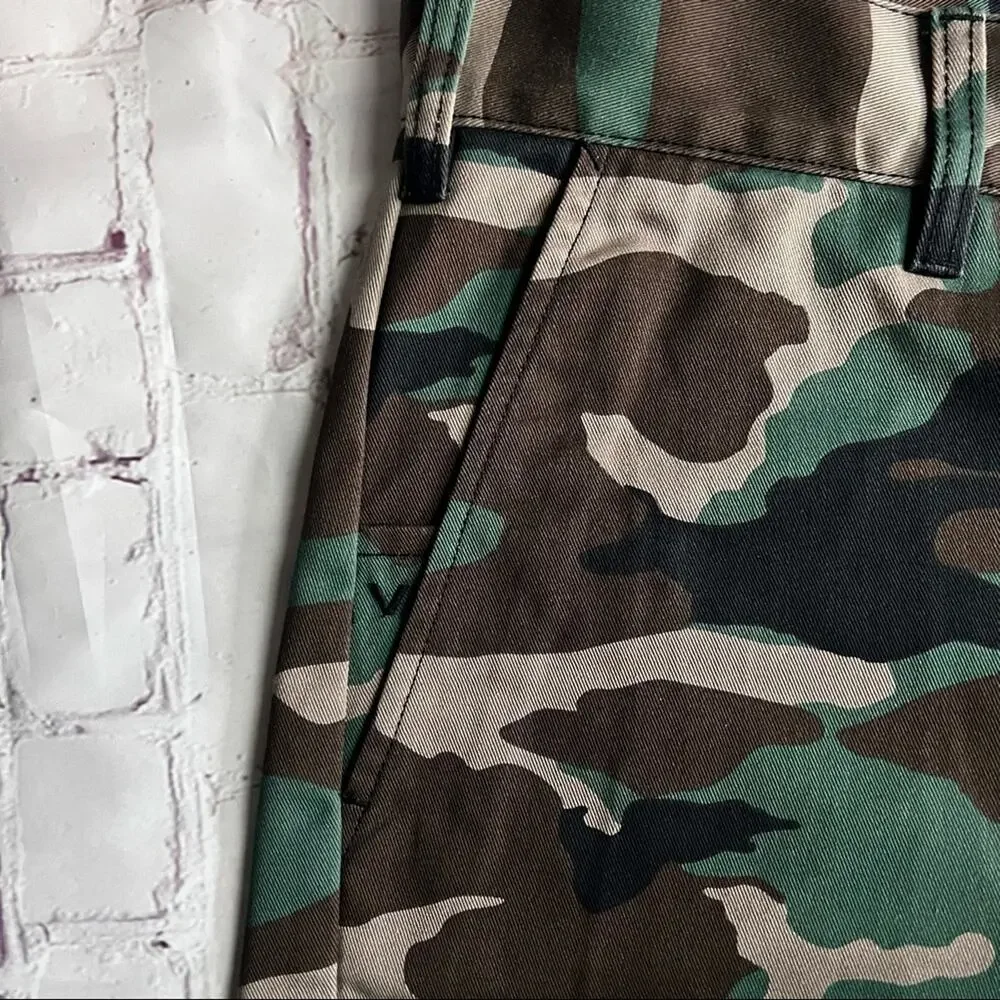 RVCA Mens Camo   Relaxed Fit Americana Walkshorts Sz 28